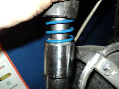 fork spring and seal retainer
