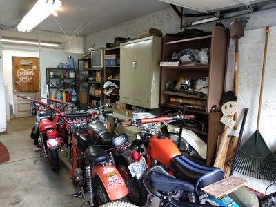 Mott's Garage