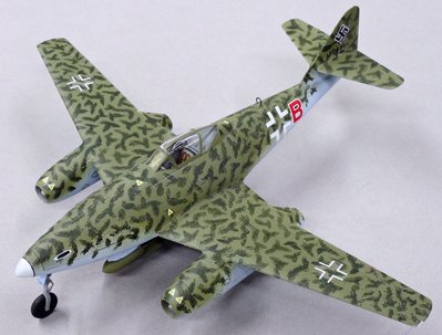 Der Me-262, one of my favorite models!
