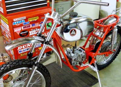Iconic red frame, chrome tank and fenders. It's a Hodaka!