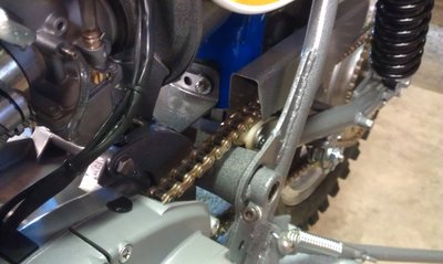 03 with guide block in the chain guard