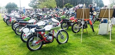 Dave Michaels' cafe racer in the foreground